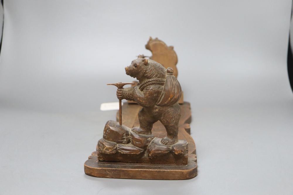 A late 19th century Black Forest bear bookslide